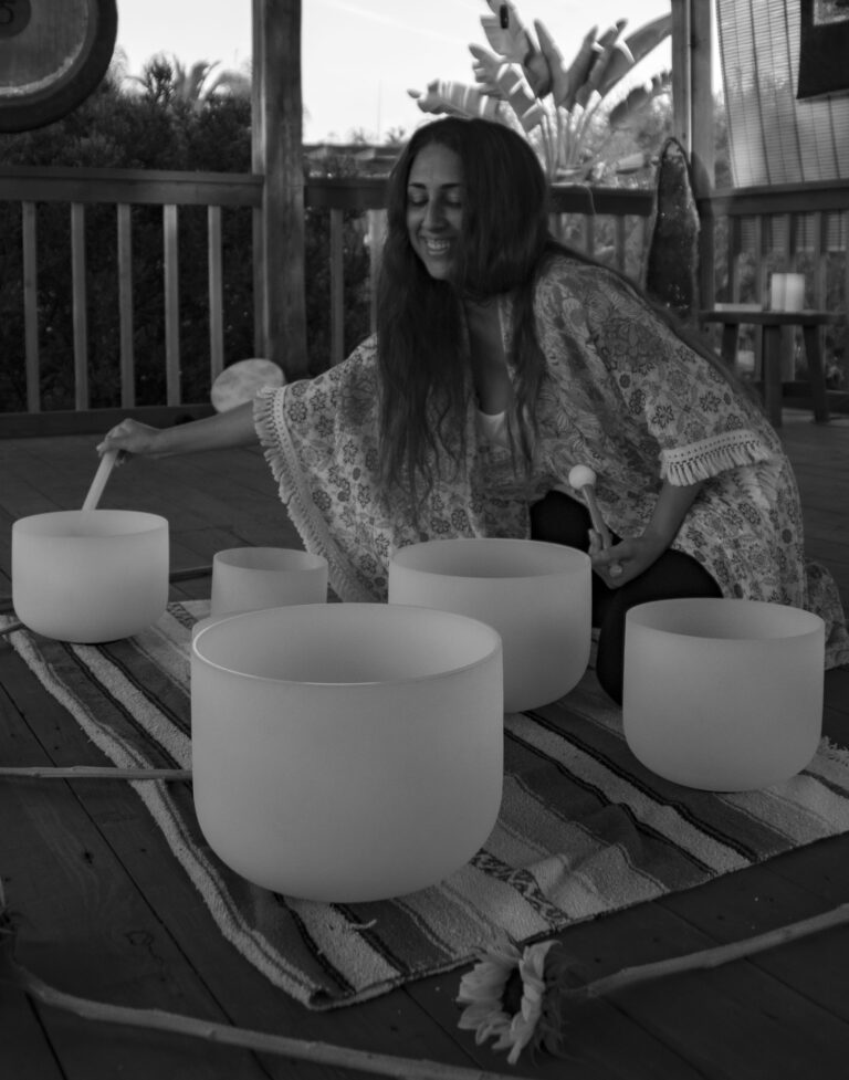 olivia bowls 2 bw communitea  768x977