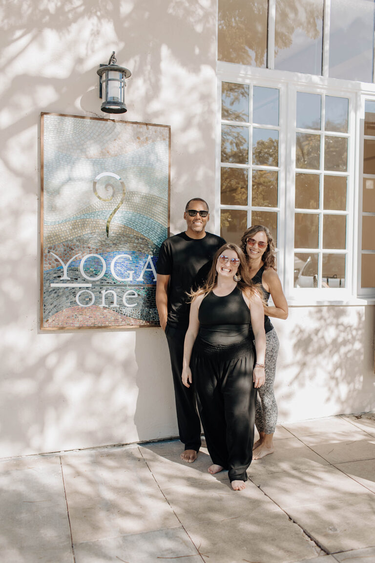 Yoga One 23C40A3142 websize 768x1152