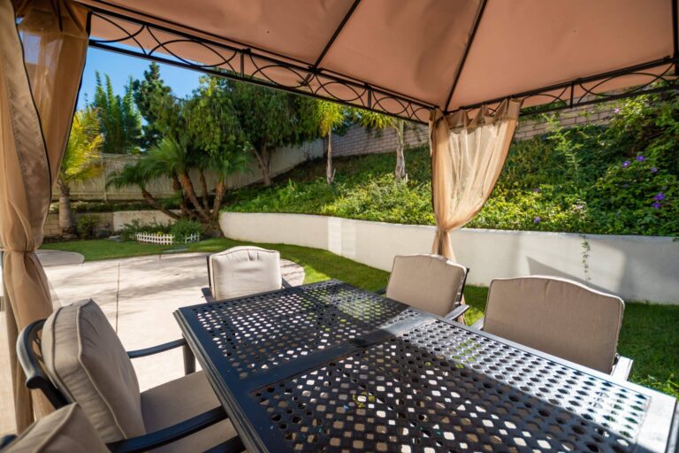 Goldenbush 15 scaled 1 768x512