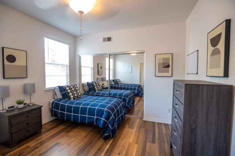 Goldenbush 22 scaled 1 768x512