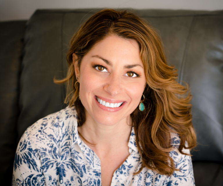 Profile snip chair 768x640