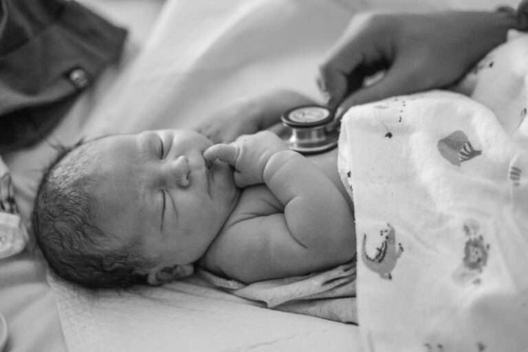 newborn resized 768x512