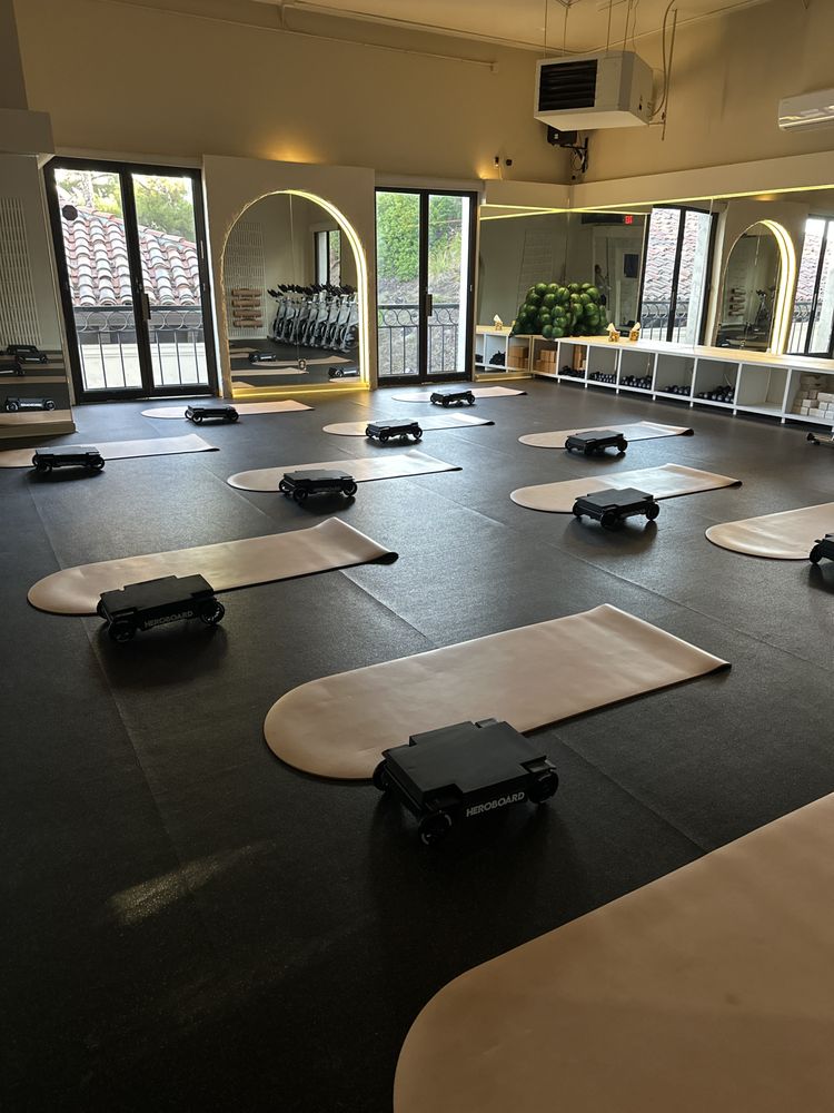 Rise & Shine! MÜV + Wellness Lounge
