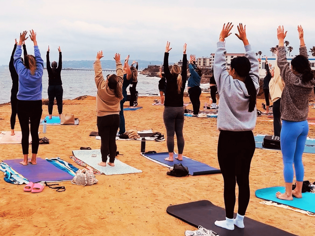 san diego yoga ban sunset cliffs yoga