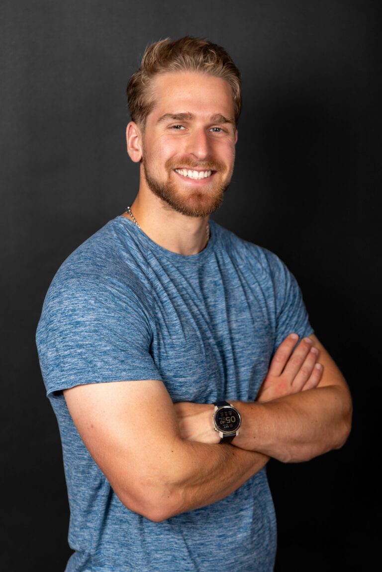 Self Headshot under2mb 768x1151